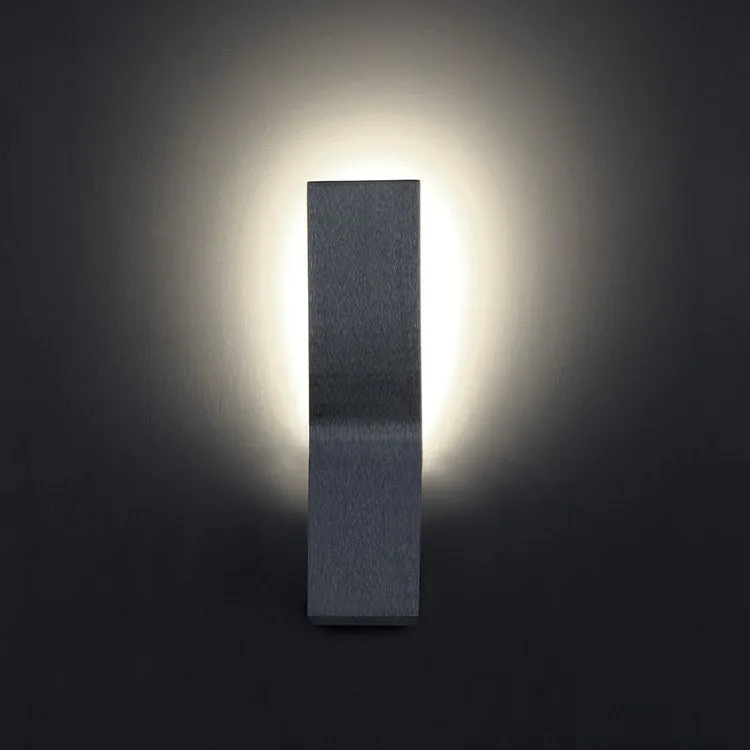 Blade Single-Light 11" LED Wall Sconce 3000K