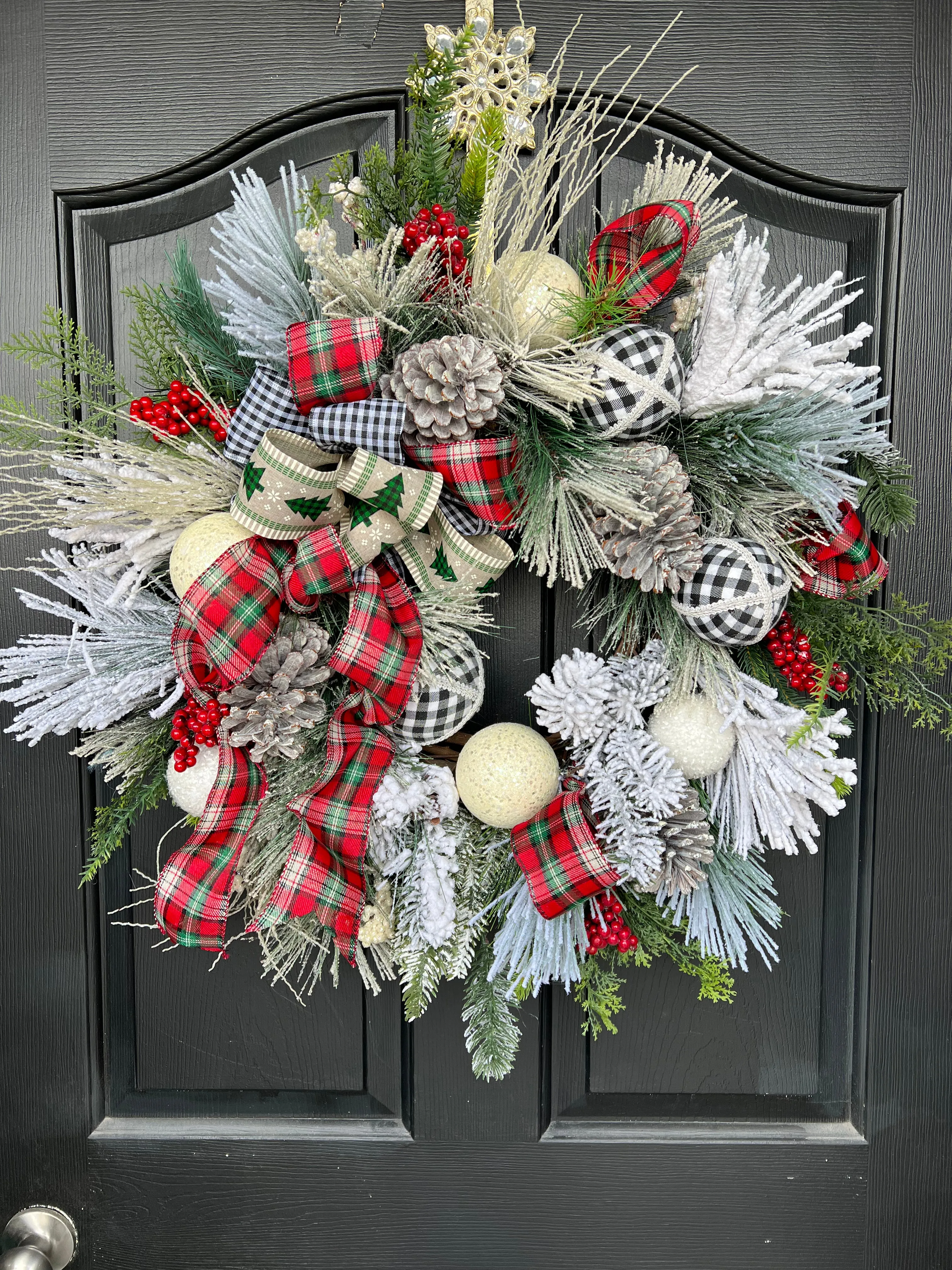Holiday Wreath, Holiday Wreaths, Wreath for Door, Wreath for Door, Boutique Wreaths