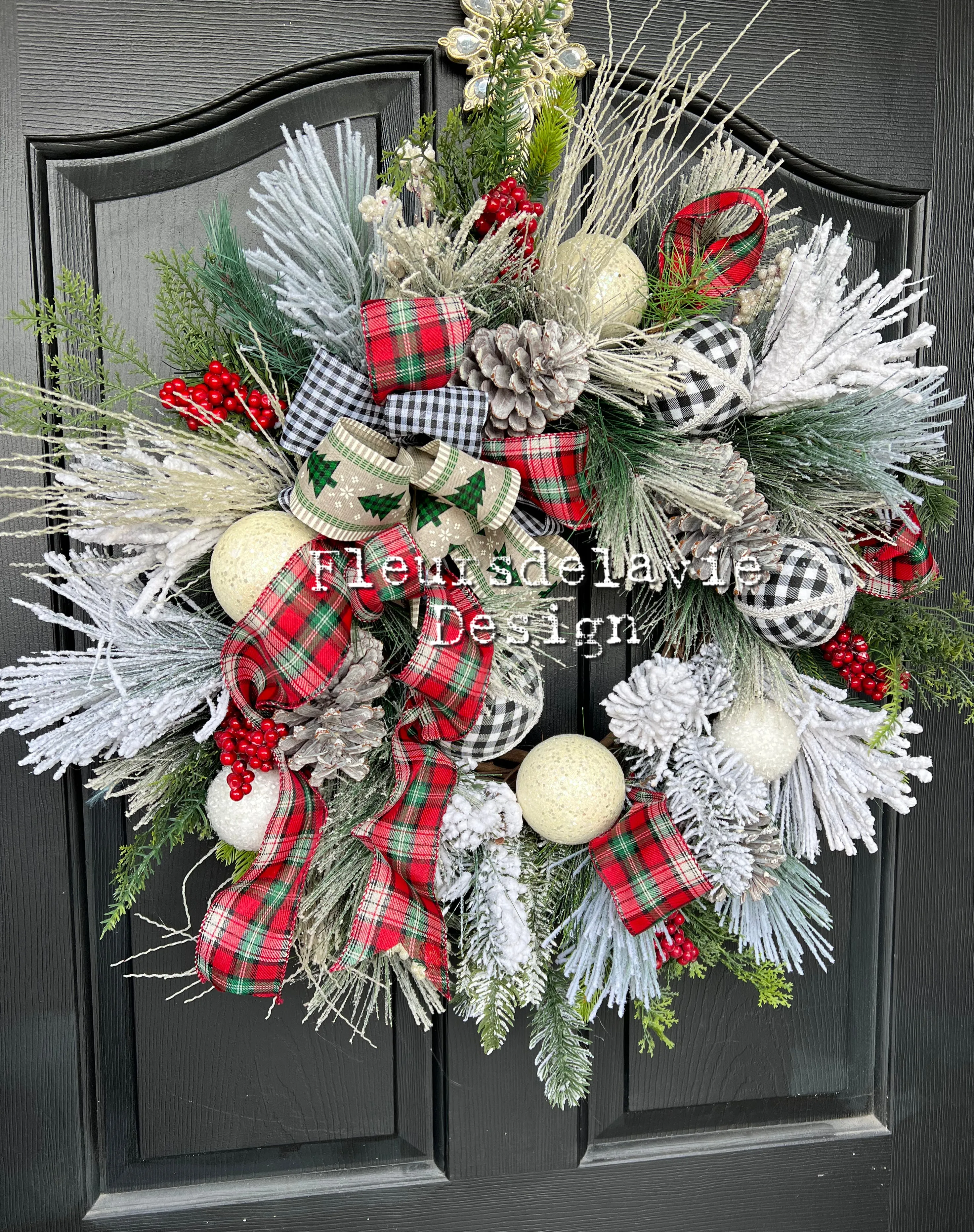 Holiday Wreath, Holiday Wreaths, Wreath for Door, Wreath for Door, Boutique Wreaths