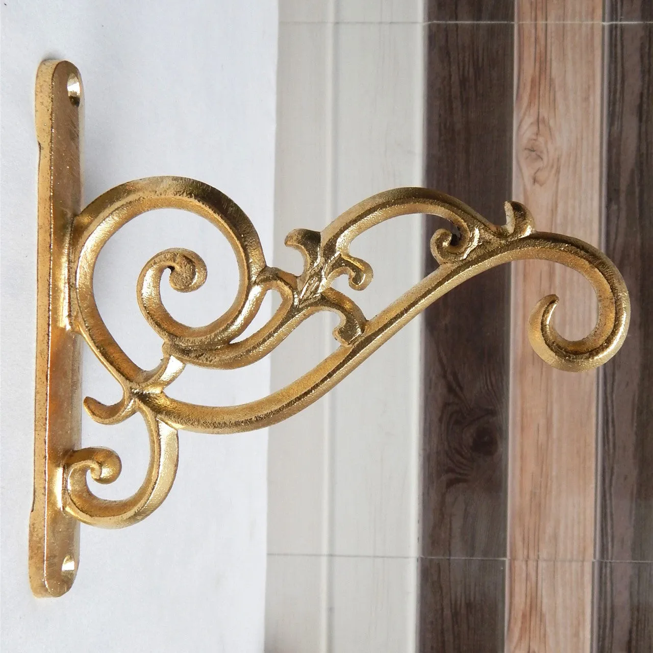 Metal Wall Hook Hanging Plant Bracket, Gold