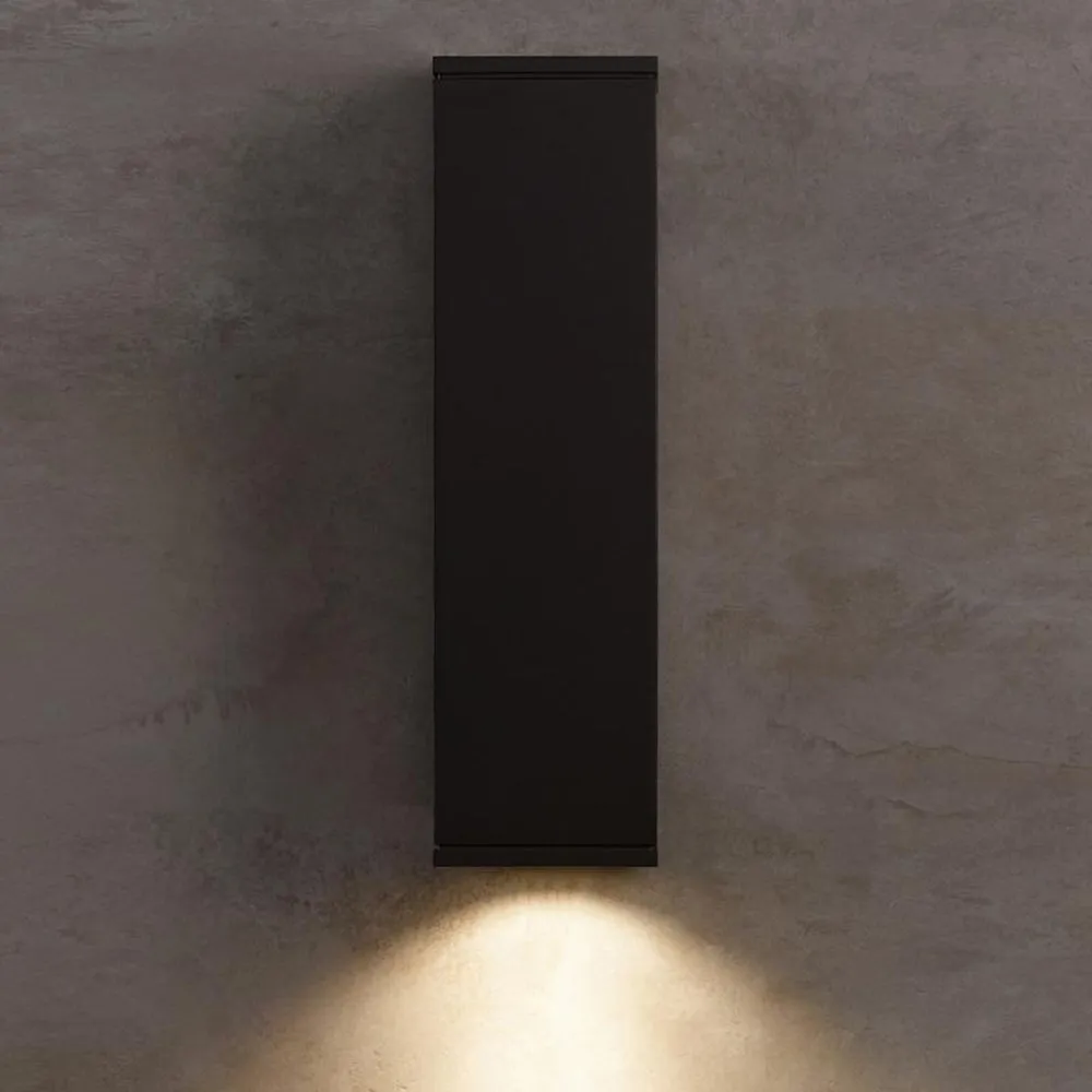 Sean Lavin Tegel 18 Outdoor Wall Light - Black