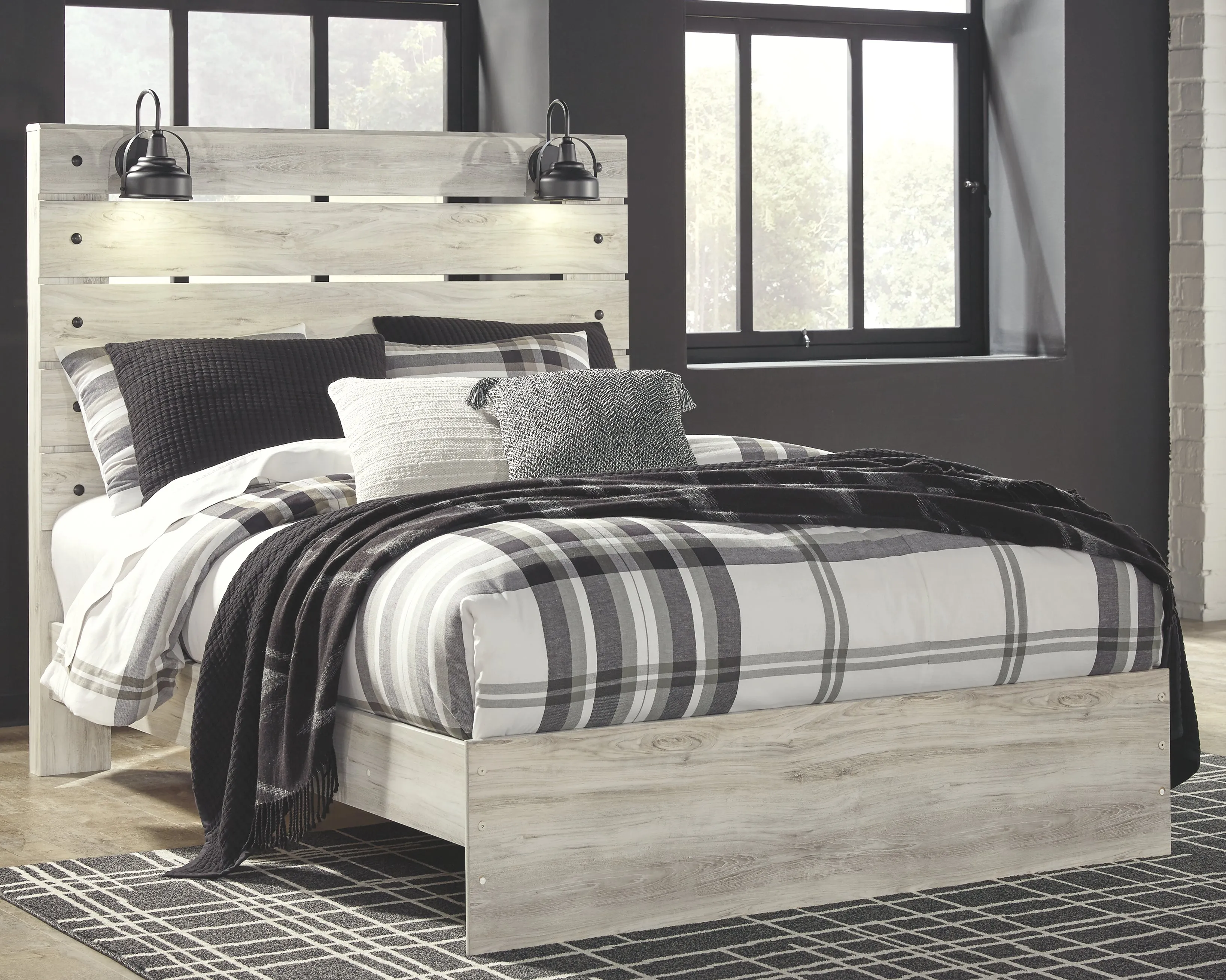 Signature Design by Ashley Cambeck Queen Panel Bed