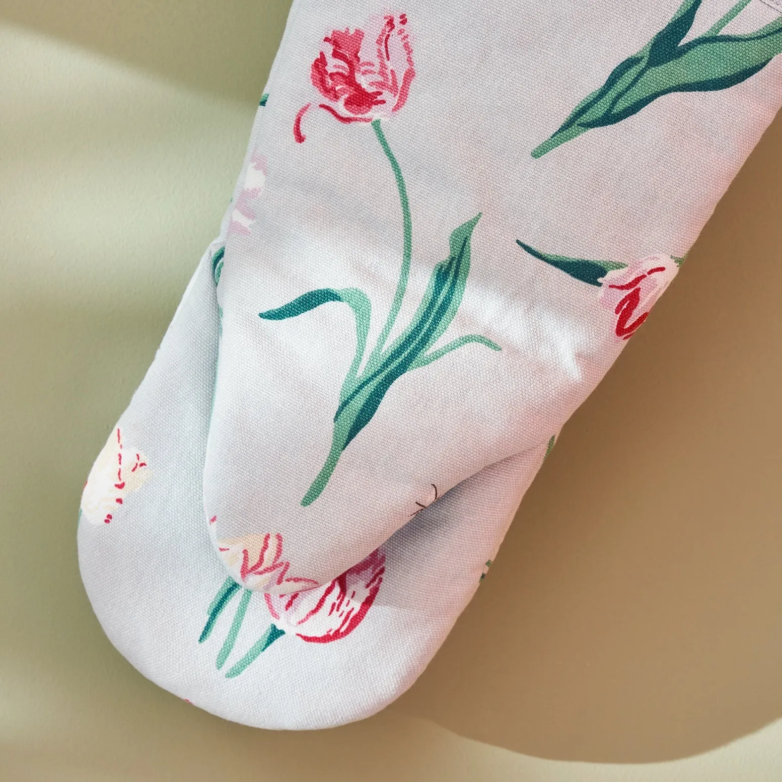 Tulips Oven Mitt